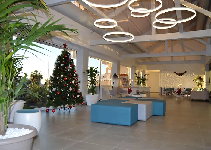 Tropical Park 4* Callao Salvaje