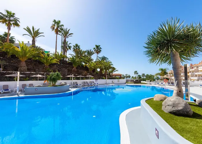 Tropical Park Hotel