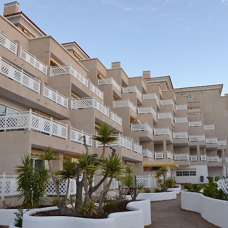 מלון Tropical Park קיאו סלבאחה