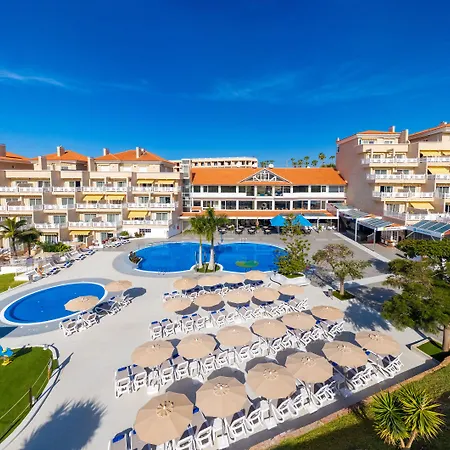 מלון Tropical Park