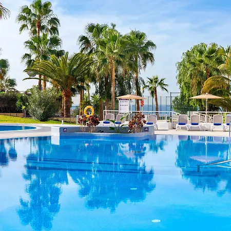 Tropical Park מלון קיאו סלבאחה