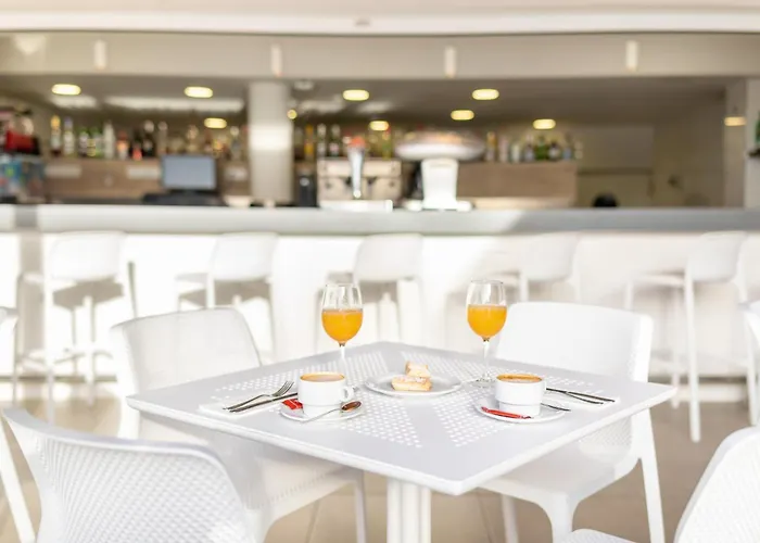 Tropical Park Hotel Callao Salvaje