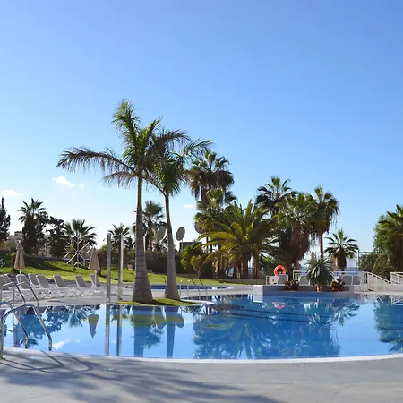 ホテル Tropical Park